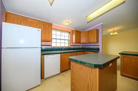 19/22 River Street Seabrook NH 03874