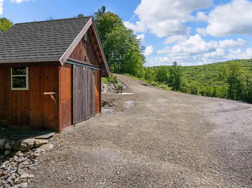 151 Brock Hill Road Bridgewater NH 03222