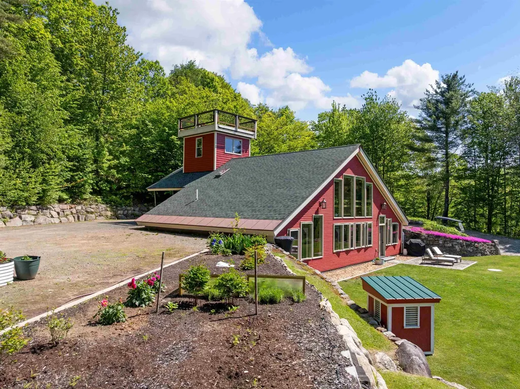 151 Brock Hill Road Bridgewater NH 03222