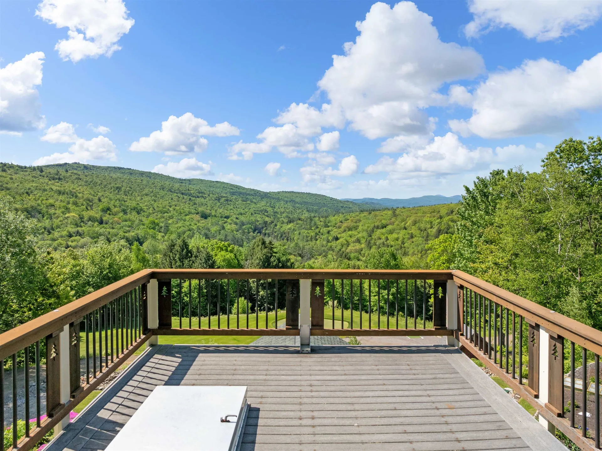 151 Brock Hill Road Bridgewater NH 03222