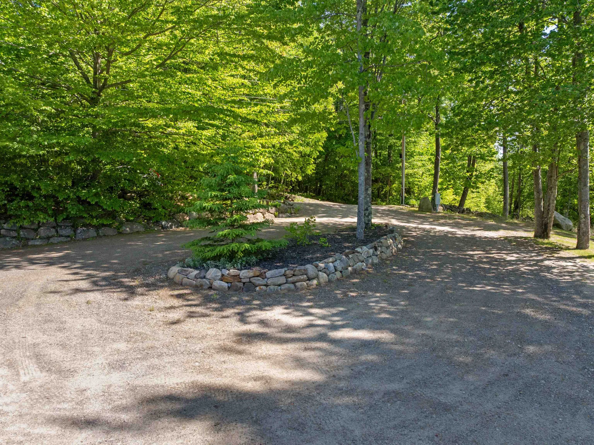 151 Brock Hill Road Bridgewater NH 03222