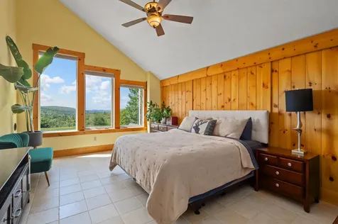 151 Brock Hill Road Bridgewater NH 03222