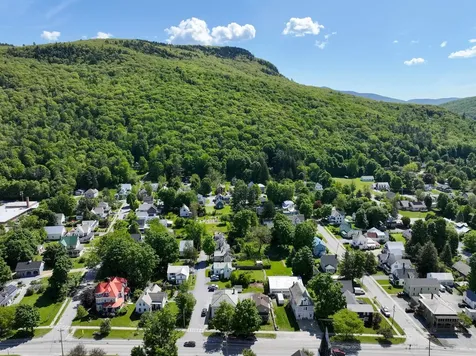 38 North Street Bristol VT 05443