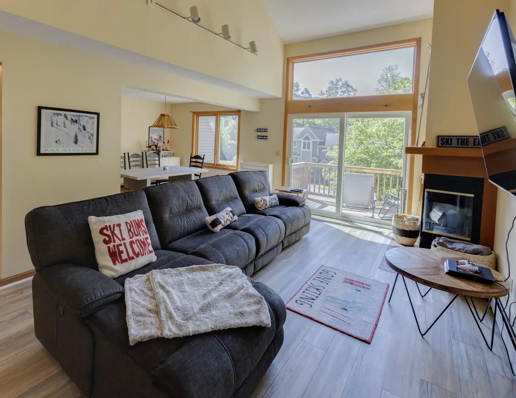 37 Pinehill Lane Lincoln NH 03251