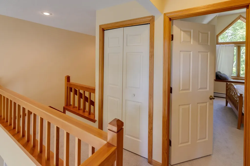 37 Pinehill Lane Lincoln NH 03251