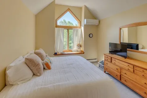 37 Pinehill Lane Lincoln NH 03251