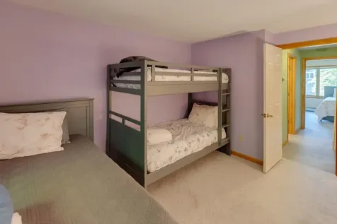 37 Pinehill Lane Lincoln NH 03251