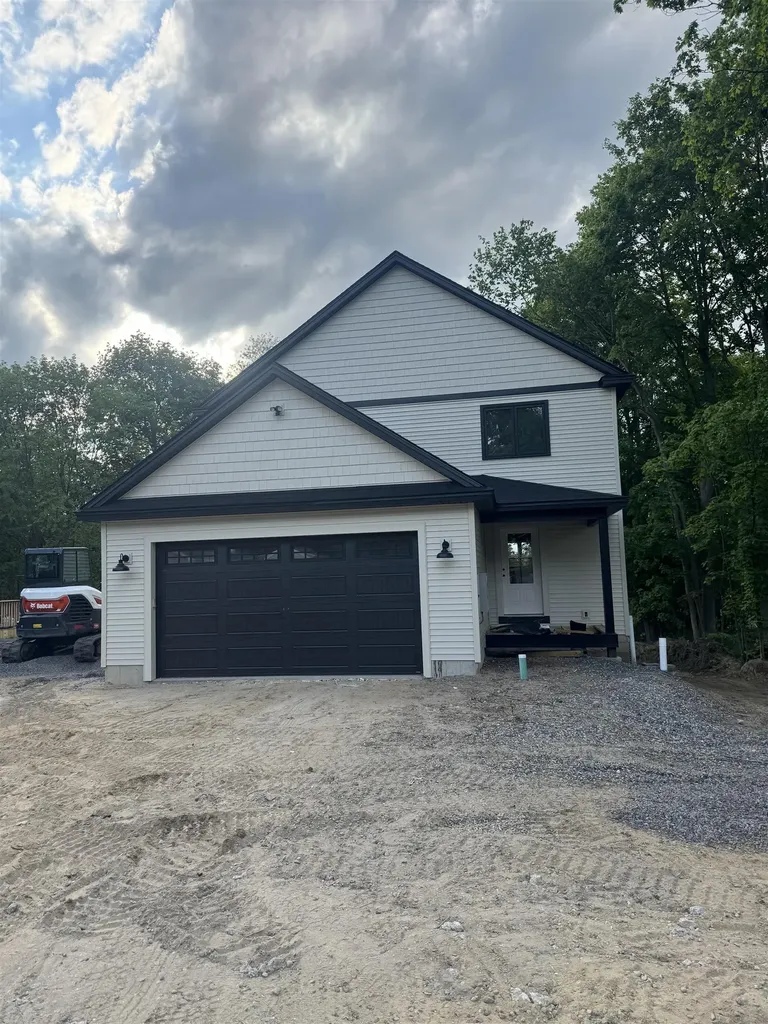 3 Crocket Street Rochester NH 03867