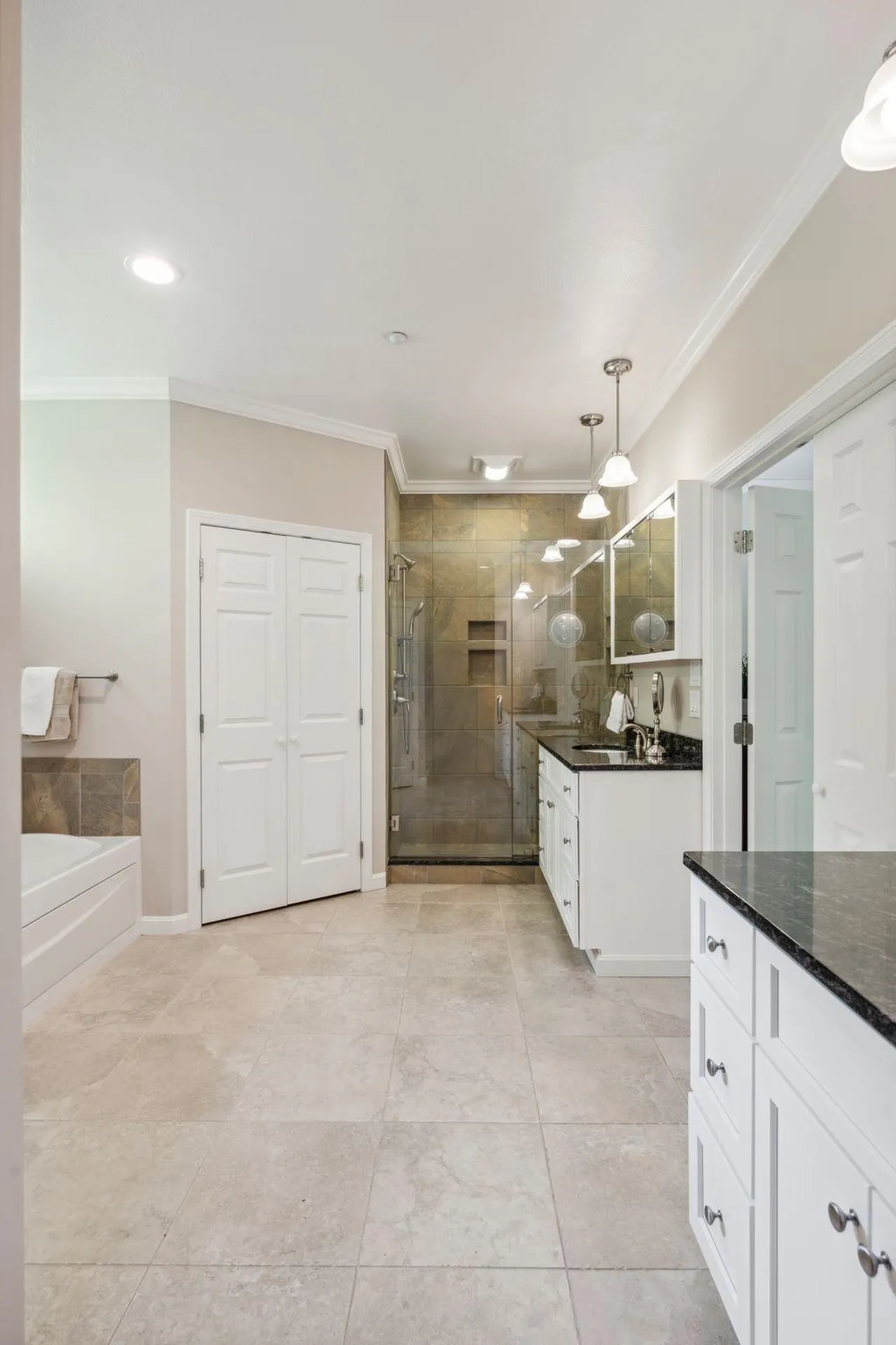 41 Stone Ridge Drive Peterborough NH 03458