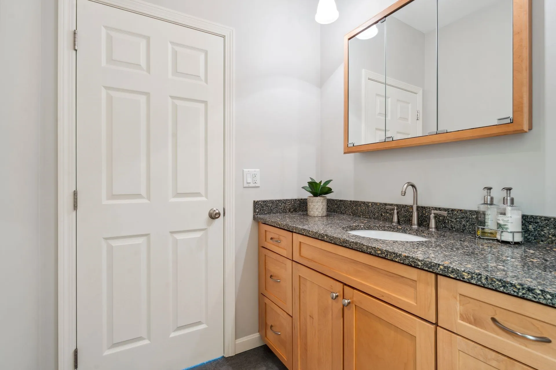 41 Stone Ridge Drive Peterborough NH 03458