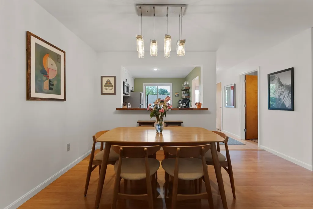 36 Overlook Drive South Burlington VT 05403