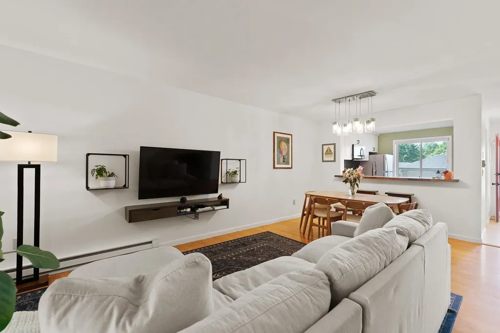 36 Overlook Drive South Burlington VT 05403