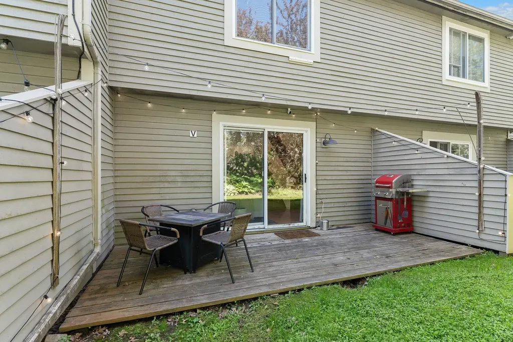 36 Overlook Drive South Burlington VT 05403