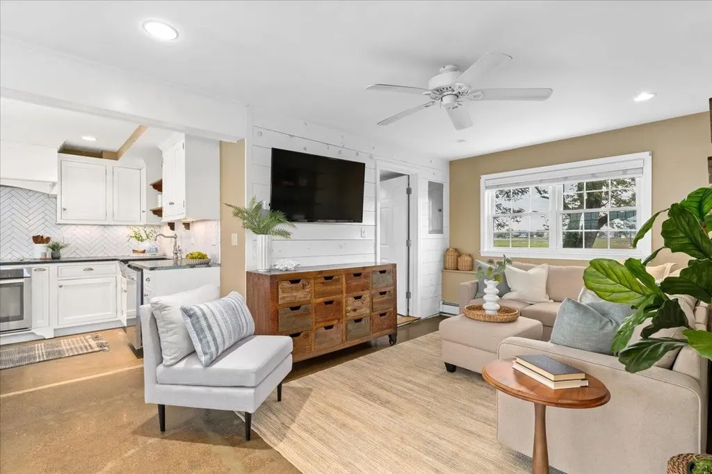 145 Island Path Hampton NH 03842