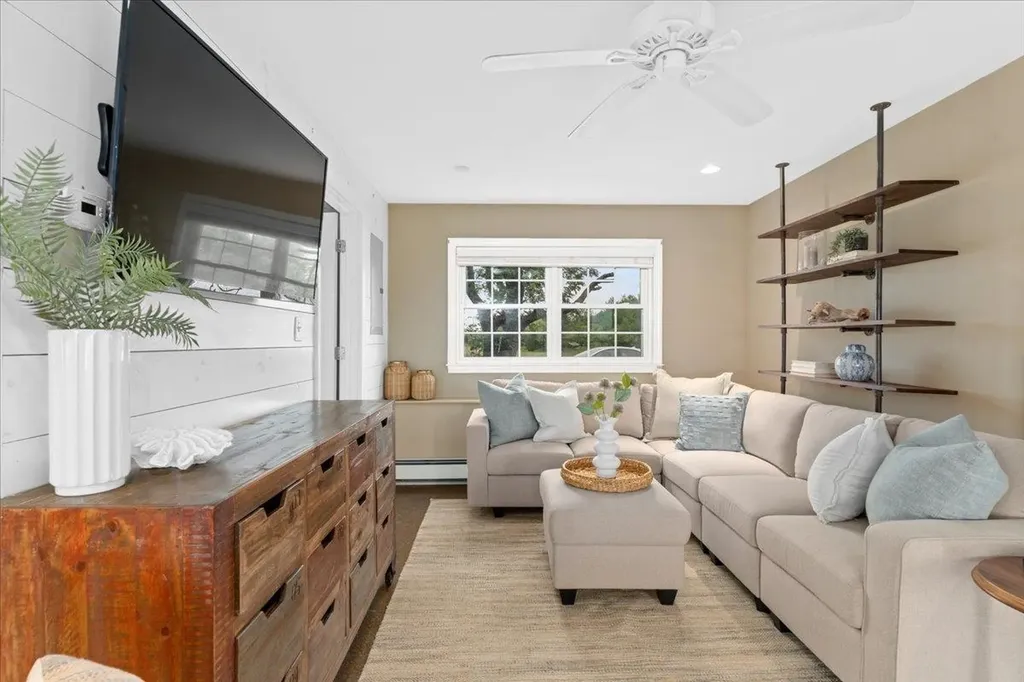 145 Island Path Hampton NH 03842