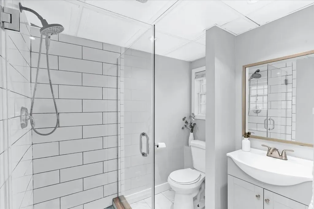 145 Island Path Hampton NH 03842