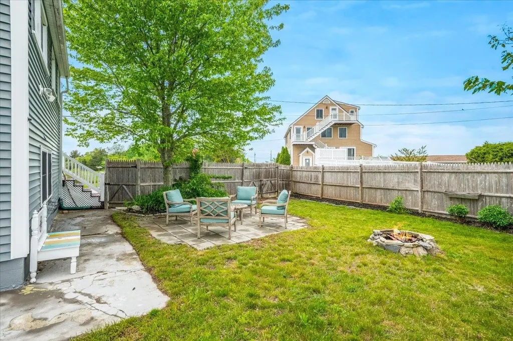 145 Island Path Hampton NH 03842