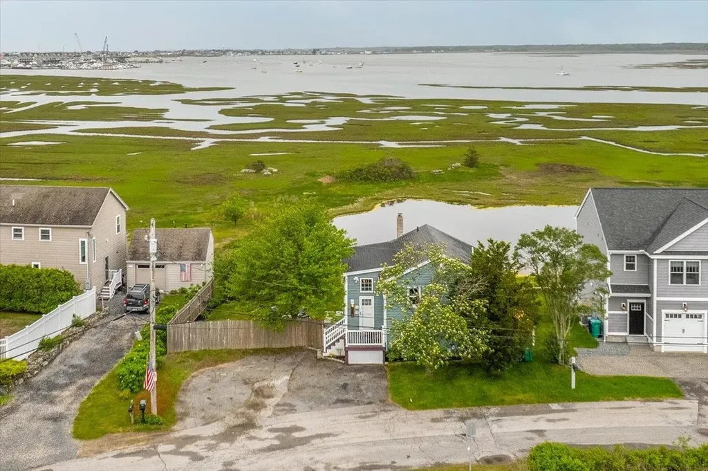 145 Island Path Hampton NH 03842