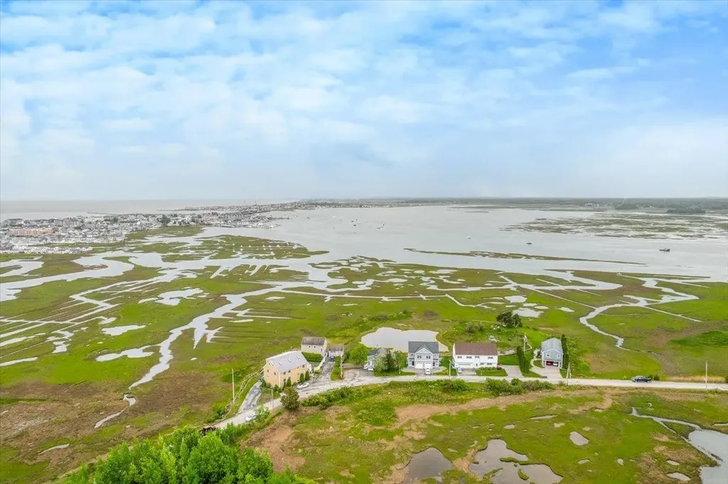 145 Island Path Hampton NH 03842