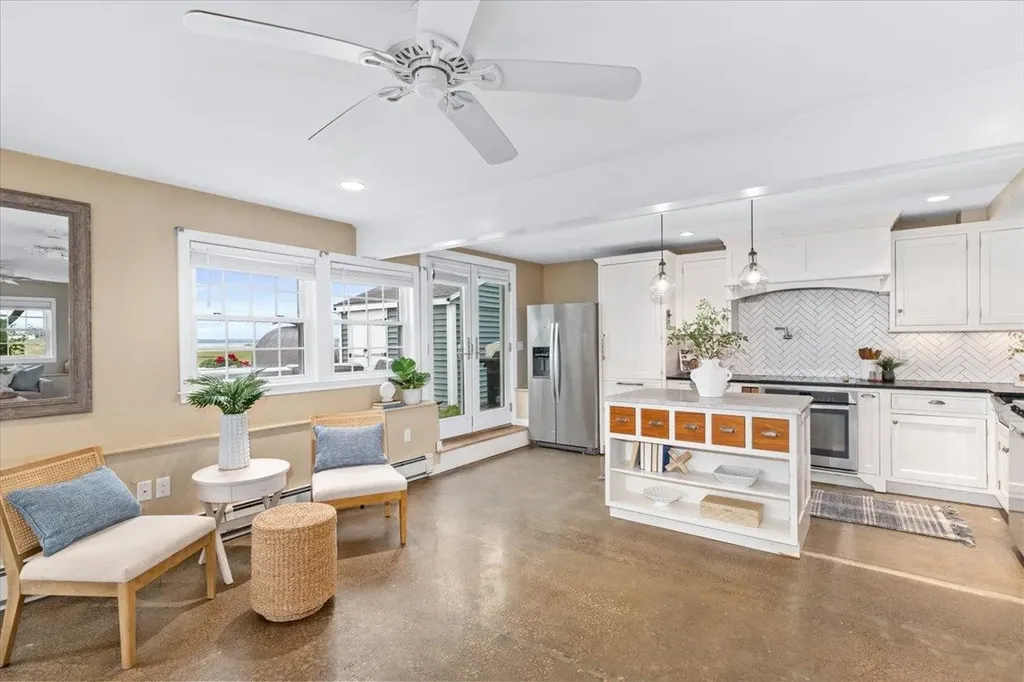 145 Island Path Hampton NH 03842