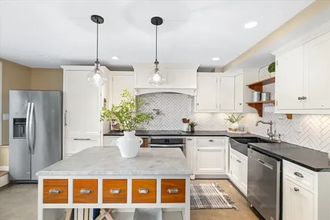 145 Island Path Hampton NH 03842