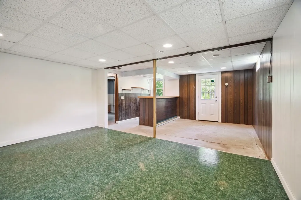 513-515 Mast Road Goffstown NH 03045
