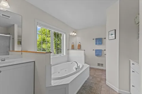 168 Raven Circle Williston VT 05495