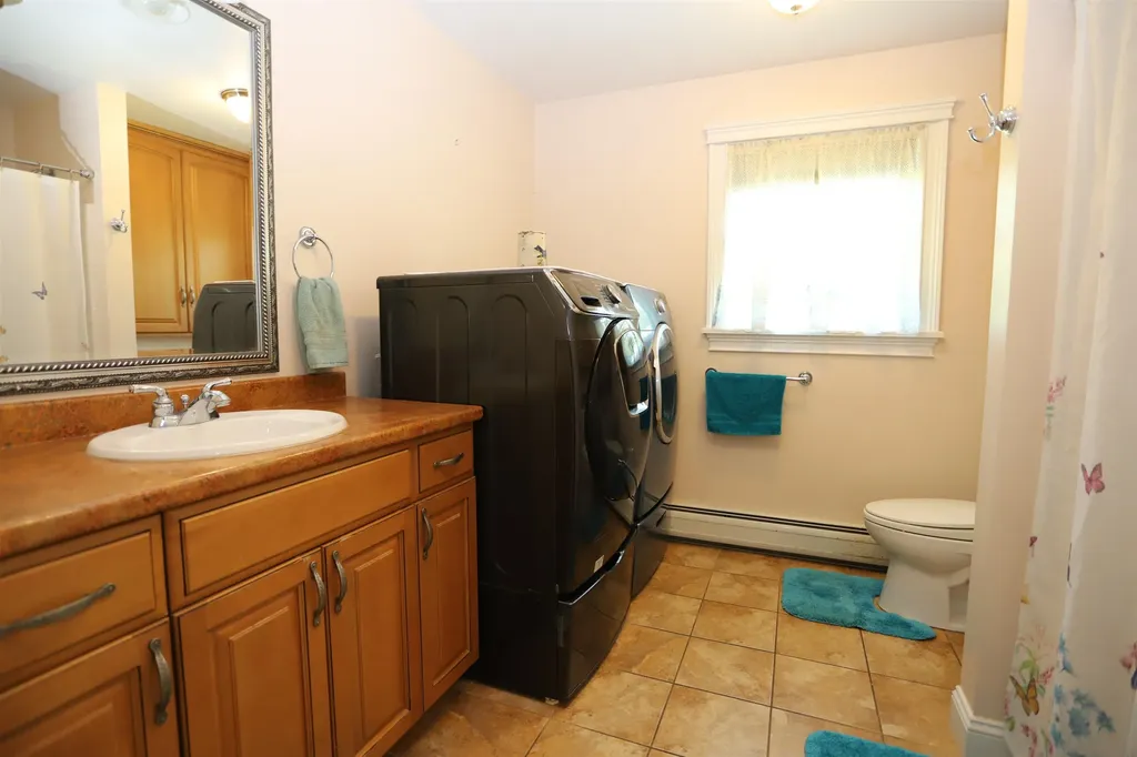 33 Crab Apple Lane Derby VT 05829