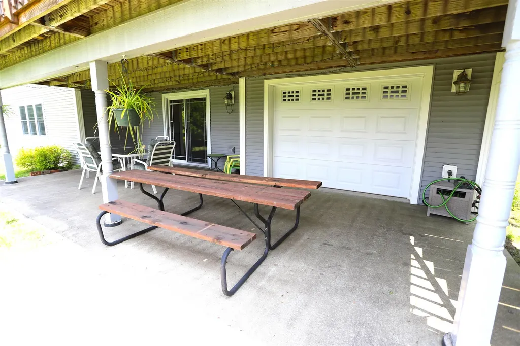 33 Crab Apple Lane Derby VT 05829