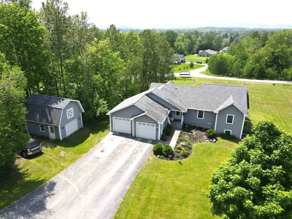 33 Crab Apple Lane Derby VT 05829