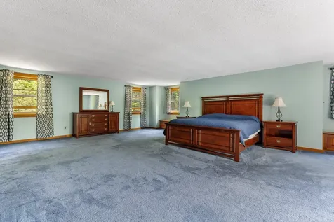 16 Mckinnon Road Washington NH 03280