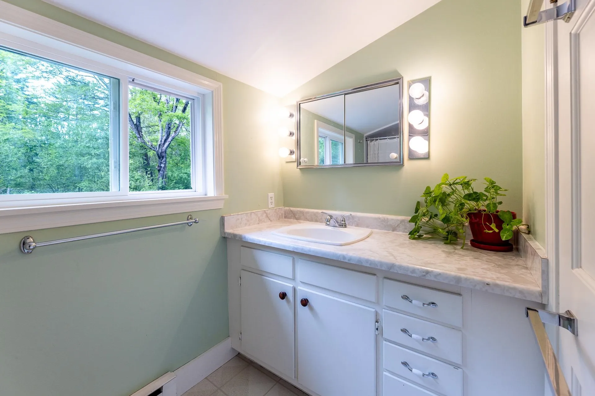 18 Tilden Hill Road Norwich VT 05055