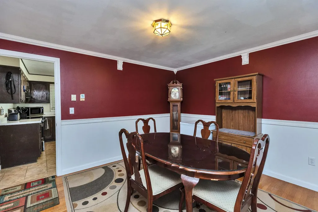 11 Mayflower Drive Merrimack NH 03054