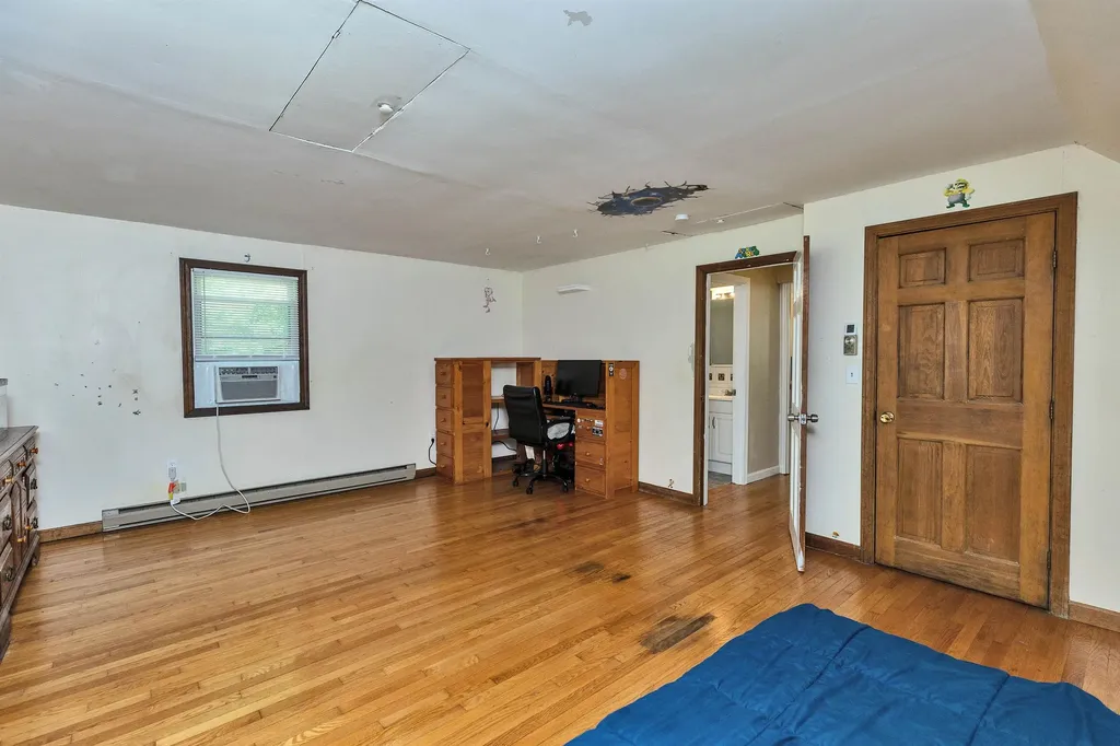 11 Mayflower Drive Merrimack NH 03054