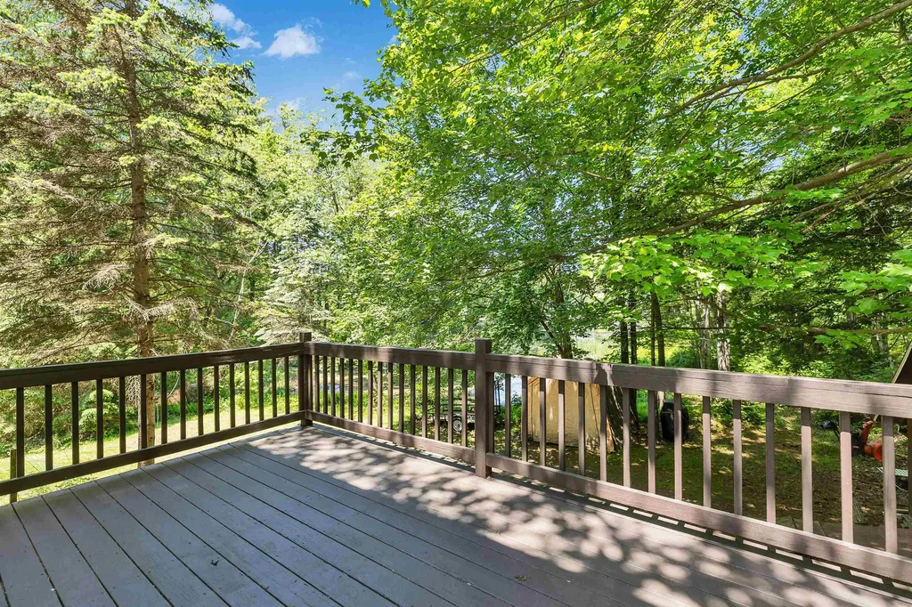 11 Mayflower Drive Merrimack NH 03054