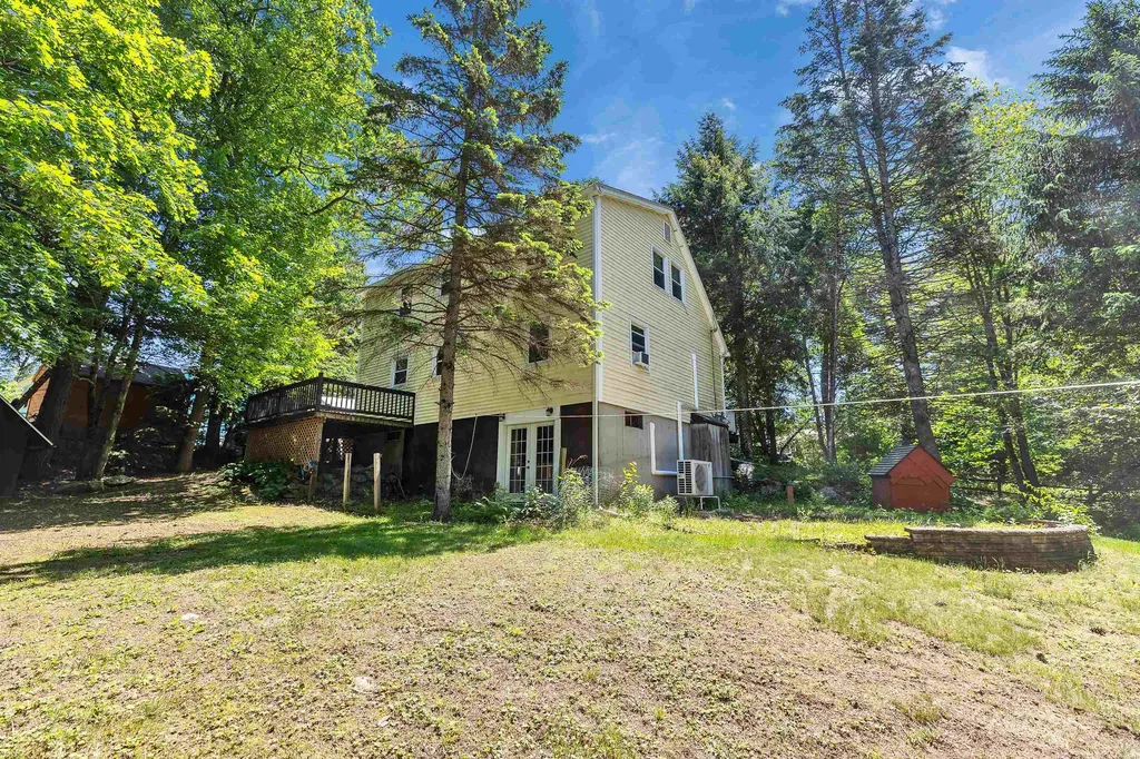 11 Mayflower Drive Merrimack NH 03054