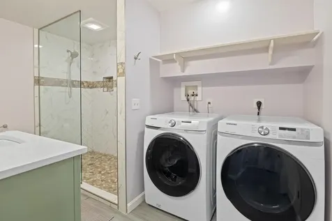 25 Bradford Lane Enfield NH 03748