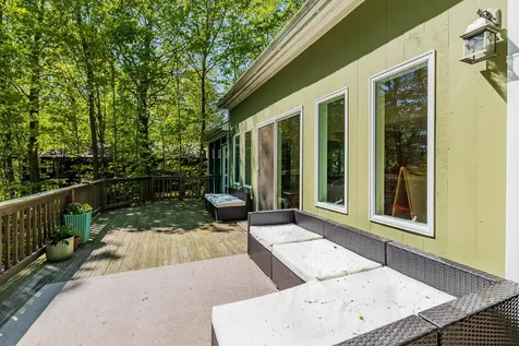 25 Bradford Lane Enfield NH 03748