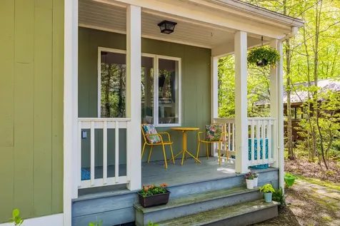 25 Bradford Lane Enfield NH 03748