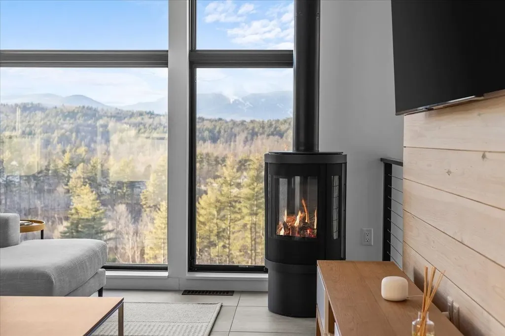 55 Eloise Lane Stowe VT 05672