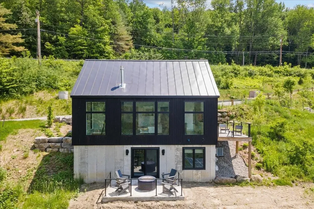 55 Eloise Lane Stowe VT 05672