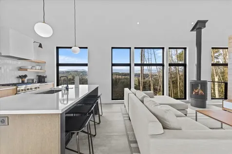 55 Eloise Lane Stowe VT 05672