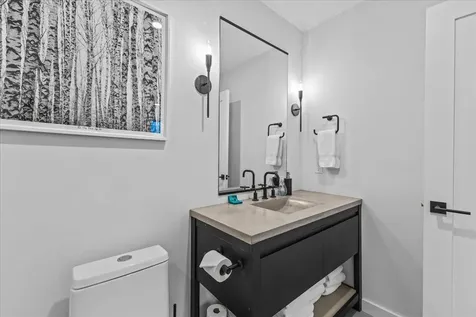 55 Eloise Lane Stowe VT 05672