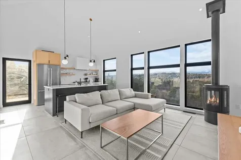 55 Eloise Lane Stowe VT 05672