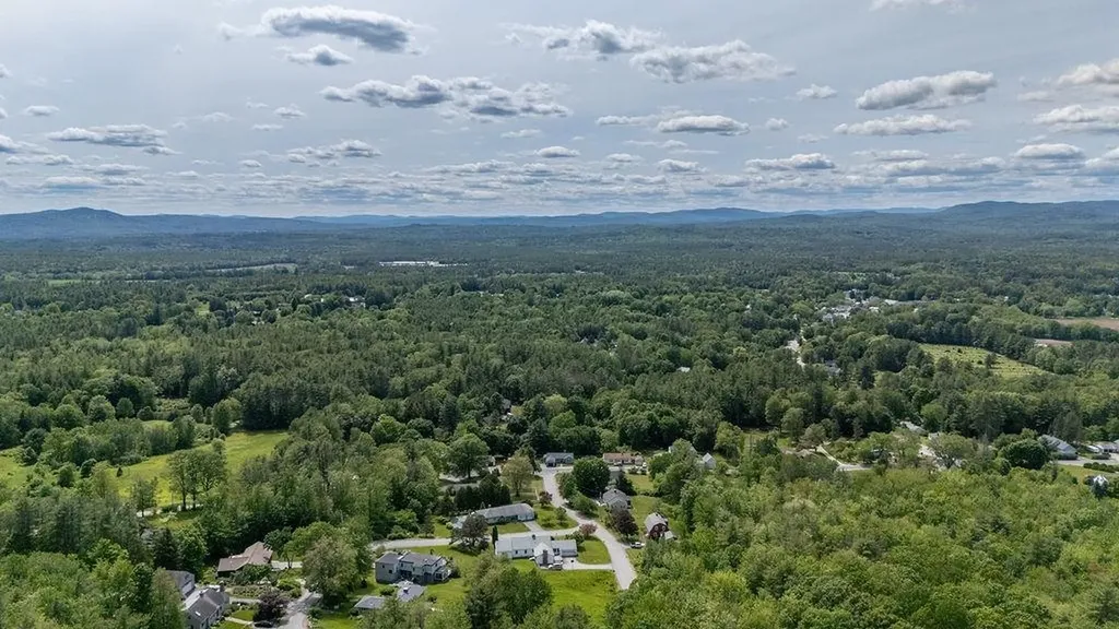 41 Woodwells Garrison Tract 2 Road Hopkinton NH 03229