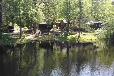 11 North Shore Road Chester NH 03036