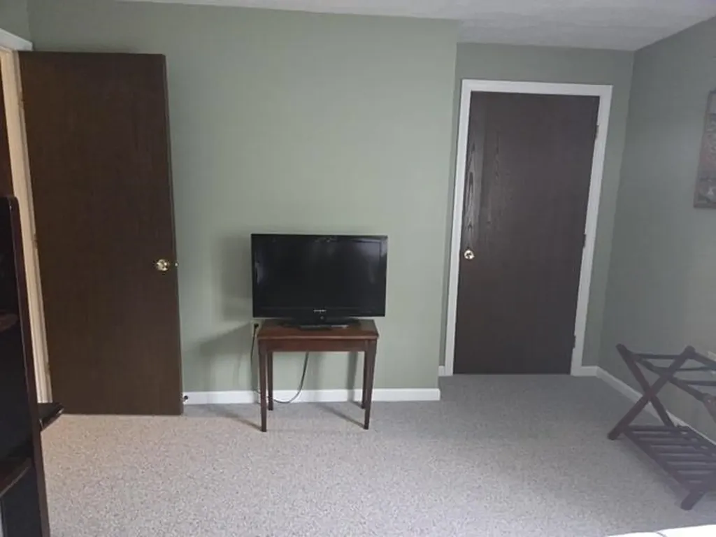 10 Madison Drive Woodstock NH 03262