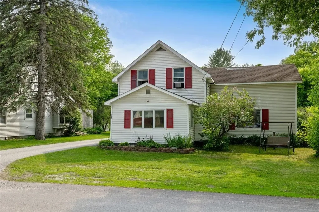 38 Greenwich Street Swanton VT 05488