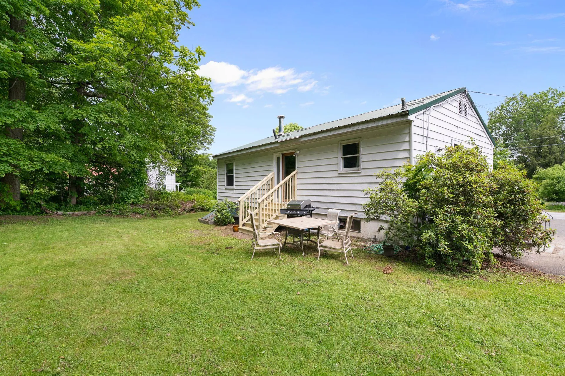 164 Chestnut Street Brattleboro VT 05301