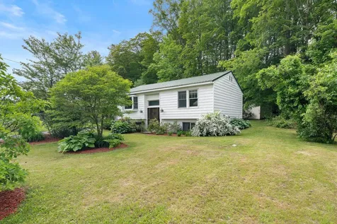 164 Chestnut Street Brattleboro VT 05301